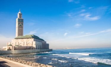 10 Days Private Morocco Grand Desert Tour from Fes to Tangier
