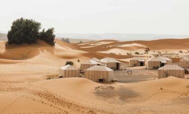 6 Days Private desert Family Tour
