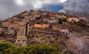 7 Days Private Desert and Hiking Tour from Fes to Marrakech